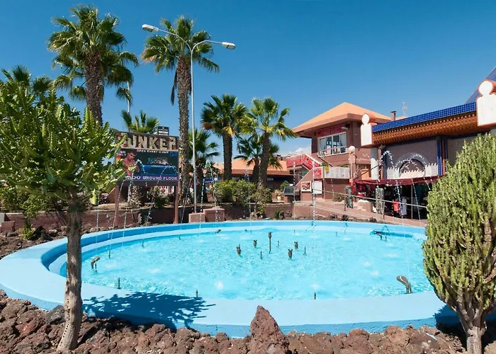 Cozy For 6 In Gd04 By Villagrancanaria