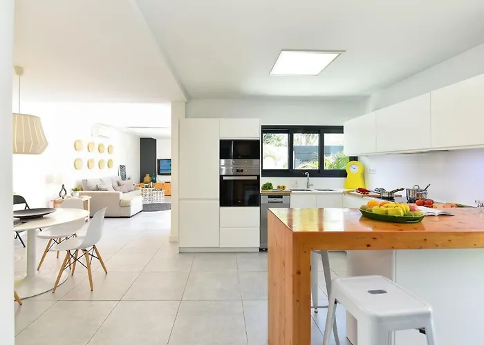 Ferienhaus Cozy For 6 In Gd04 By Villagrancanaria *