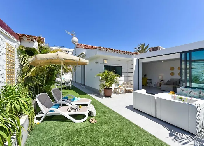 Cozy For 6 In Gd04 By Villagrancanaria