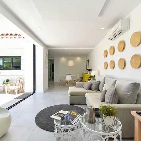 Cozy For 6 In Gd04 By Villagrancanaria Feriehus *