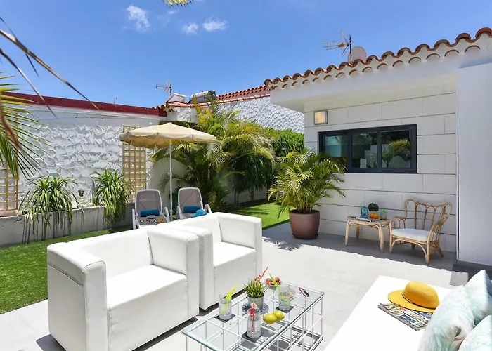 Cozy For 6 In Gd04 By Villagrancanaria *