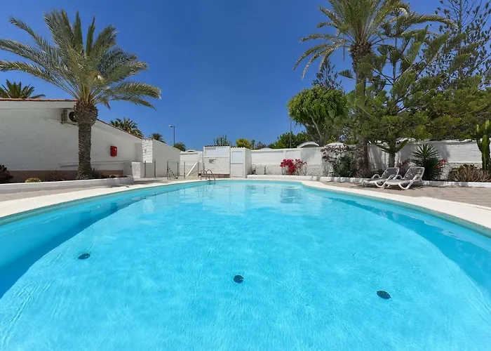 Cozy For 6 In Gd04 By Villagrancanaria Playa del Inglés